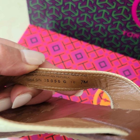 Tory Burch Designer Cream Off White Thora Sandals Flip Flops Size 7 - Picture 6 of 6